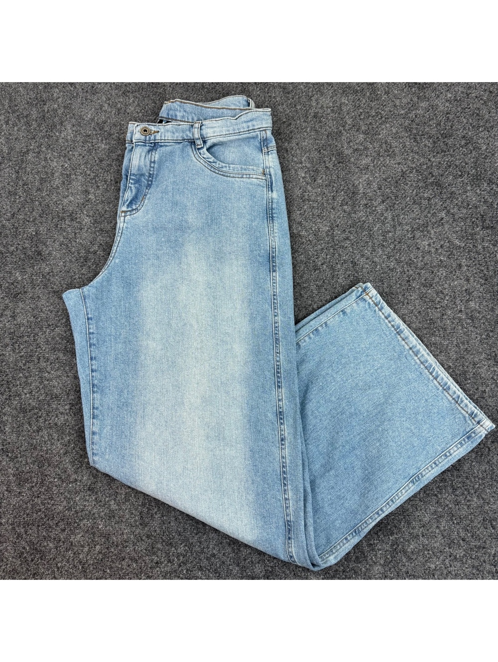 KÜHL Women’s Size 16 Regular Light Wash Wide Leg Jeans